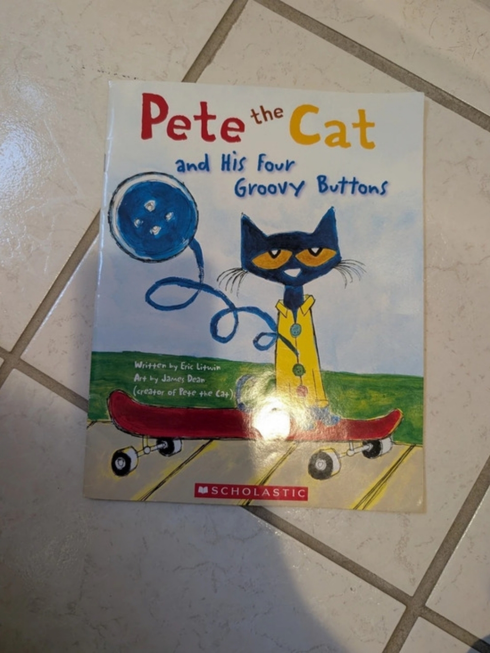 Scholastic Pete the Cat and His Four Groovy Buttons Children's Book Blue &